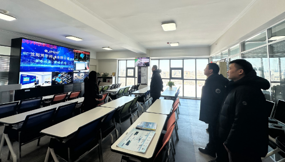 【企业新闻】莅临指导！辽宁省服务型制造发展促进会领导一行调研鸿宇科技